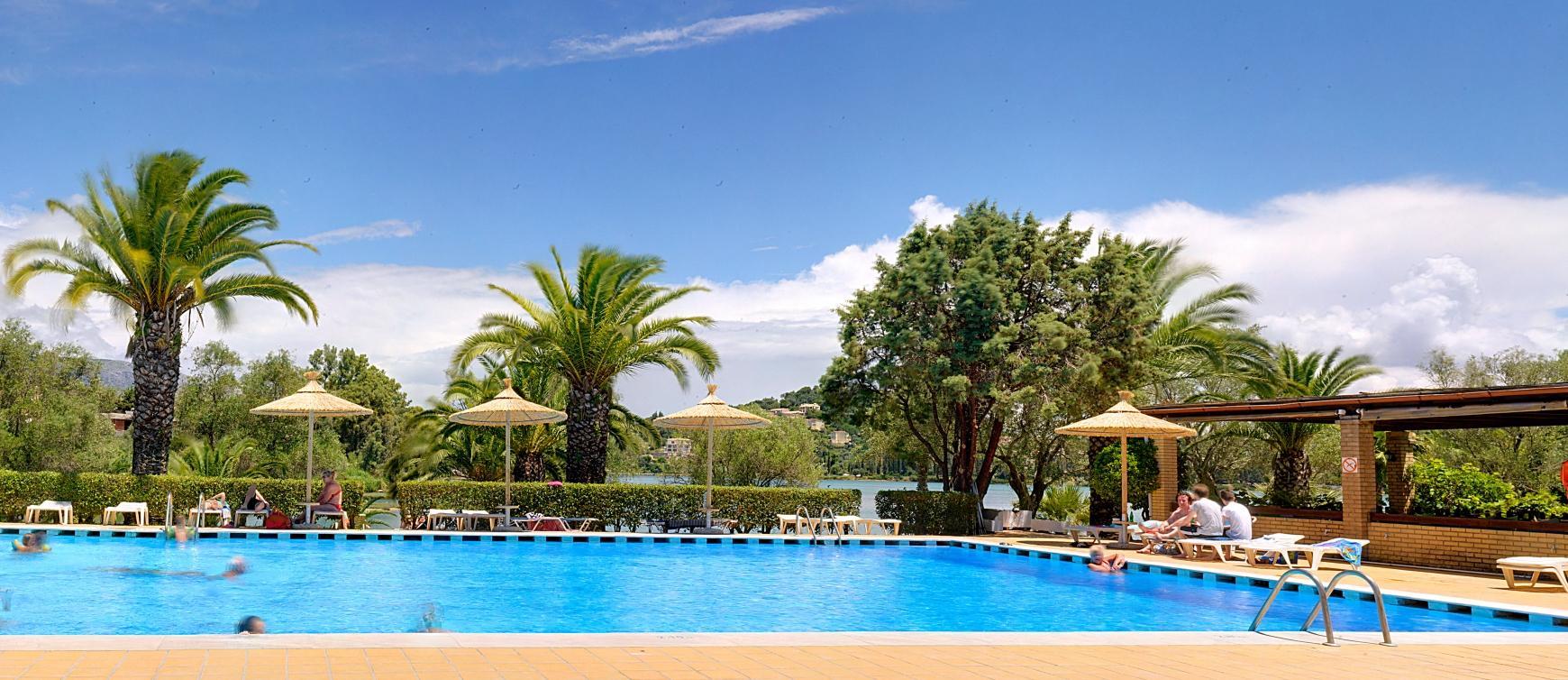 גאוביה Helion Resort מראה חיצוני תמונה