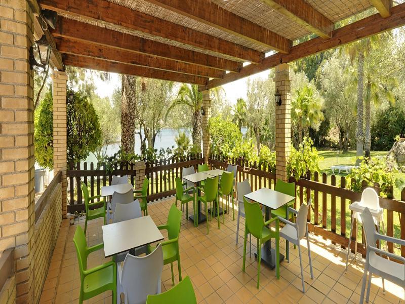 גאוביה Helion Resort מראה חיצוני תמונה