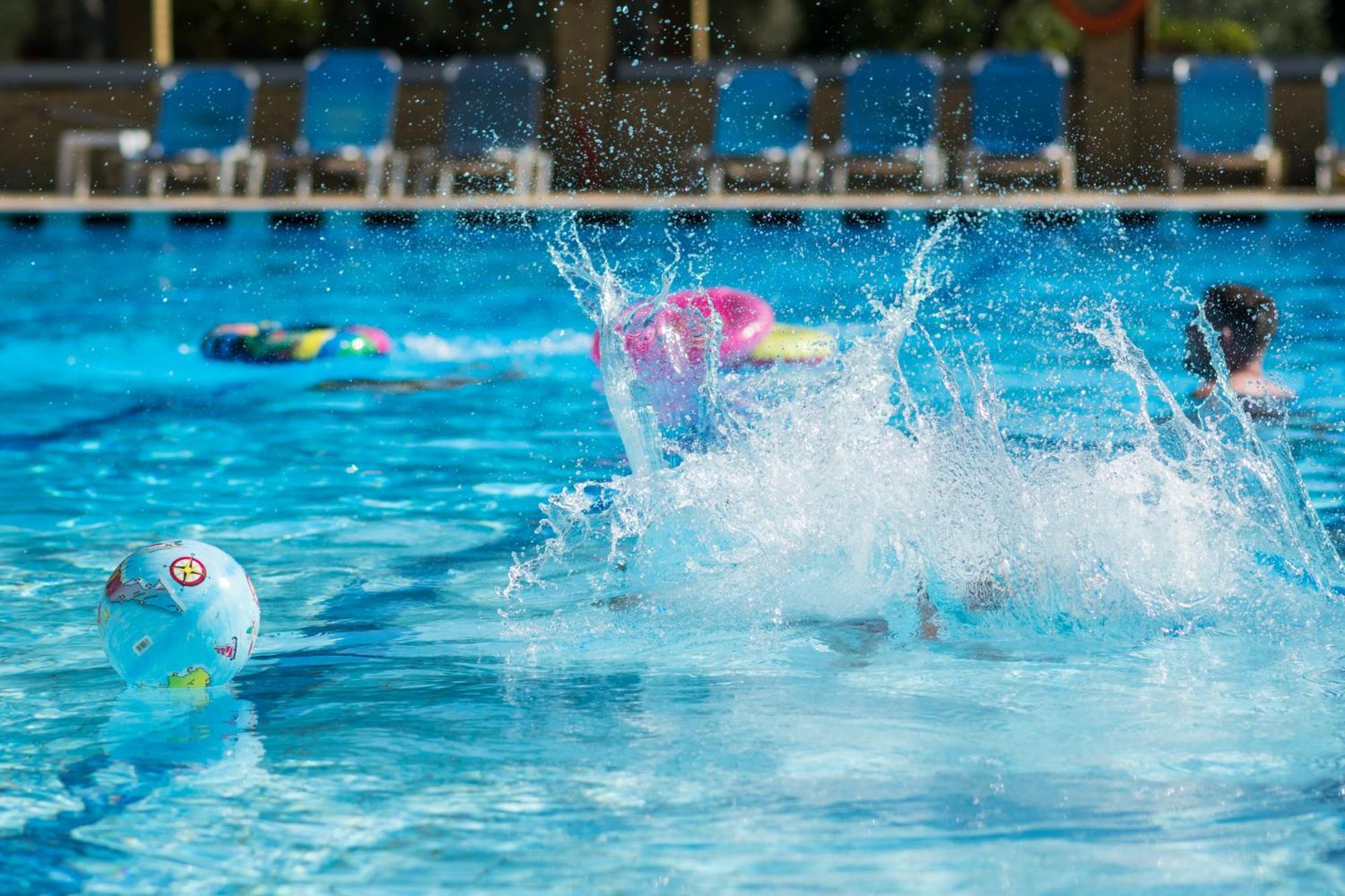 גאוביה Helion Resort מראה חיצוני תמונה