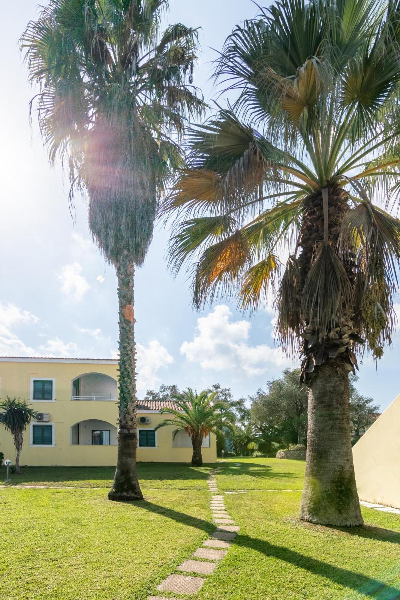 גאוביה Helion Resort מראה חיצוני תמונה