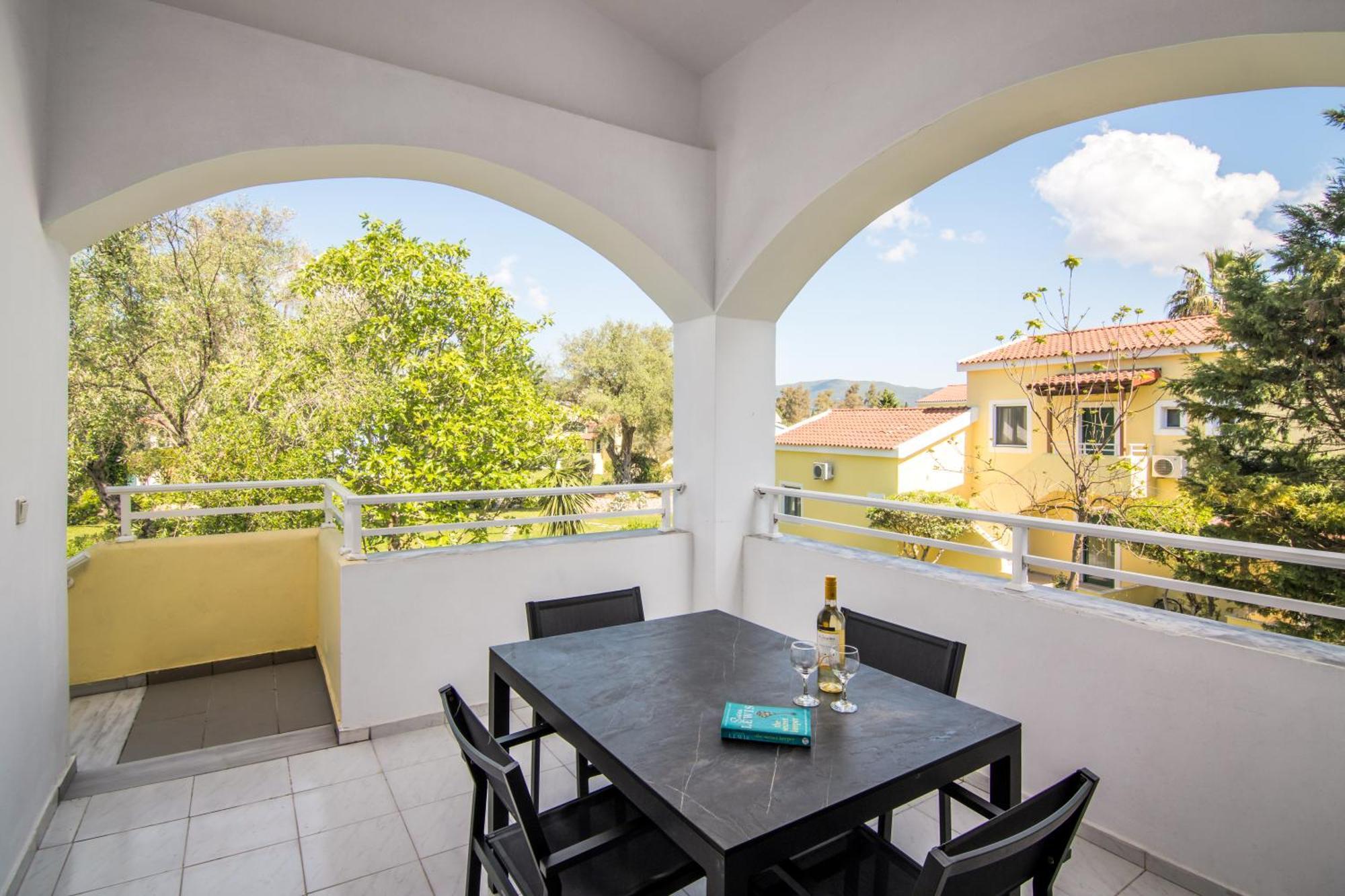 גאוביה Helion Resort מראה חיצוני תמונה